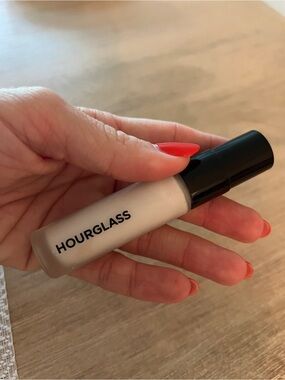 Hourglass Mineral Primer - Travel Size